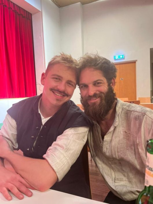 5db29697-8d55-4adf-b232-16009e3651be-web