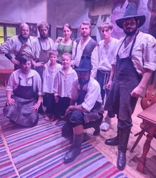 aa904494-62b7-4f67-80c4-0188446472b3-web